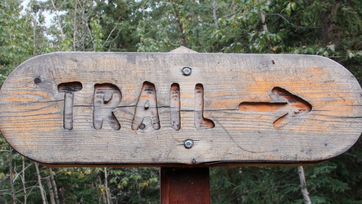 A trail sign at Wrangell-St. Elias National Park