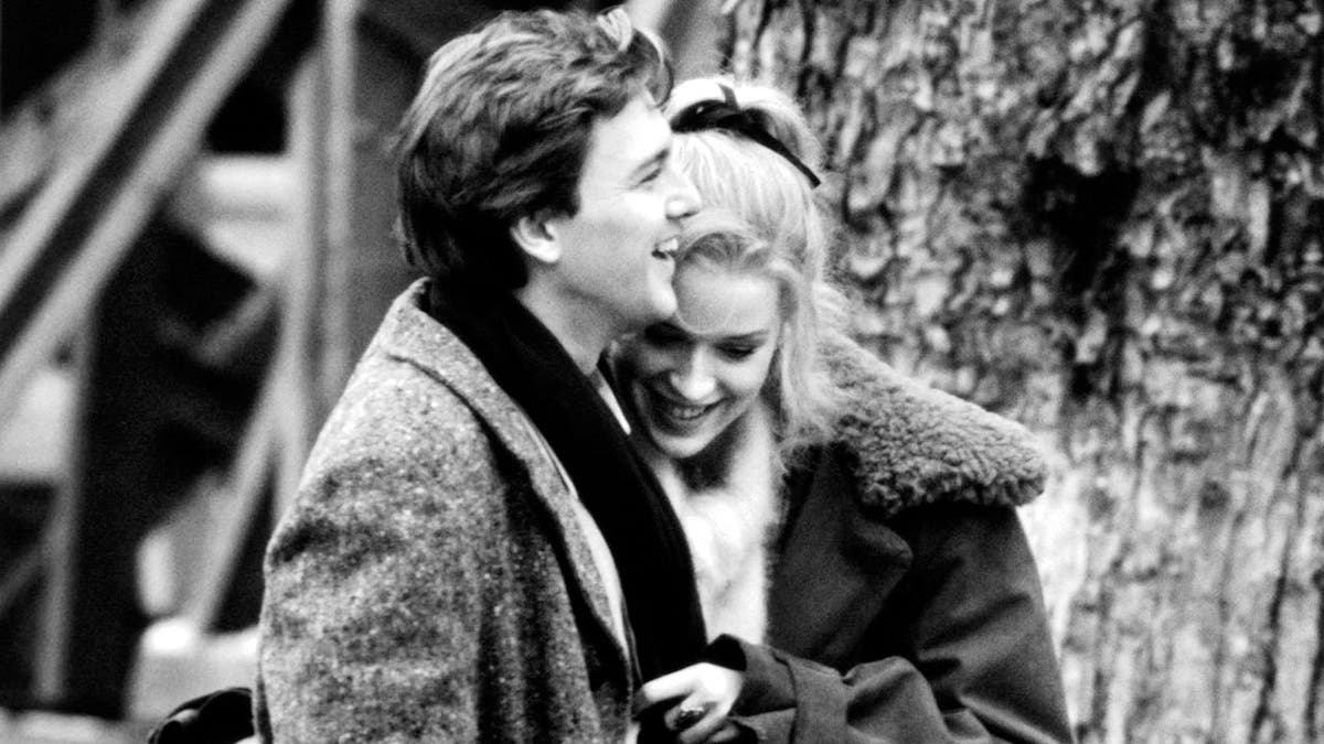 Andrew McCarthy and Molly Ringwald in Fresh Horses