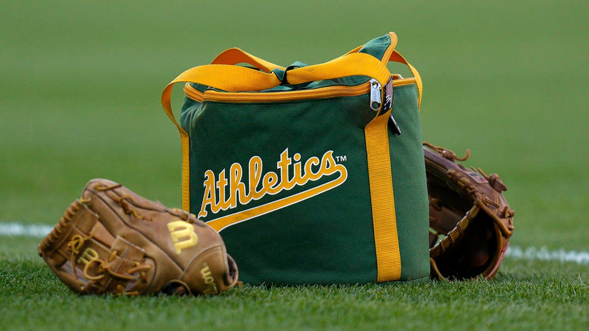 Oakland A's bag