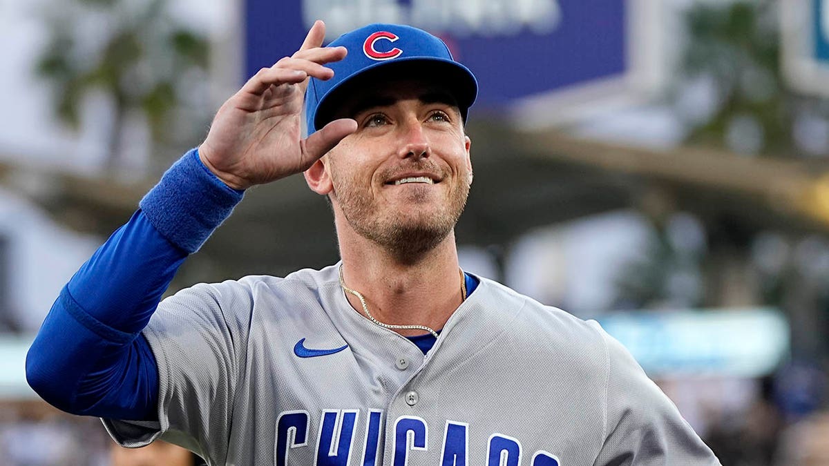 WATCH: Chicago Cubs' Cody Bellinger Gets Pitch Clock Violation