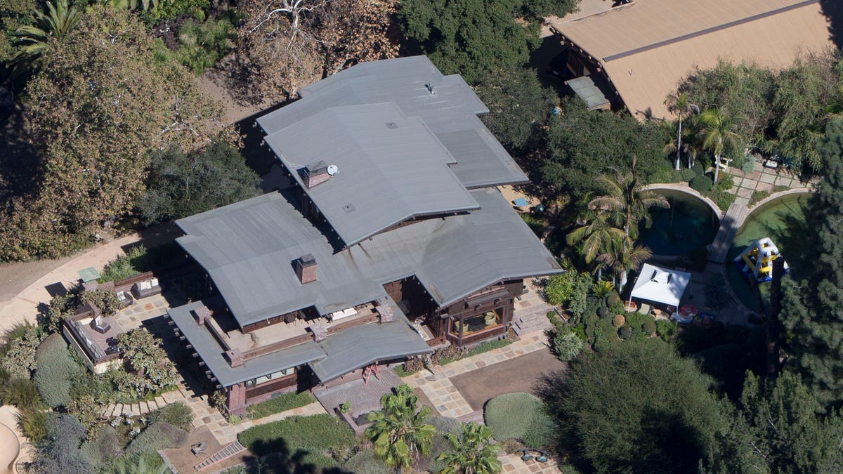 An exterior view of the L.A. mansion that Elvira sold to Brad Pitt.