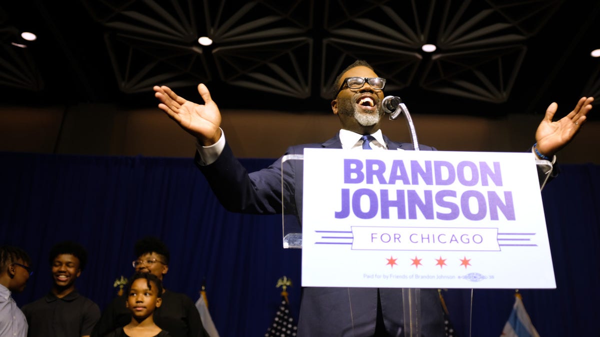 Brandon Johnson celebrates win in Chicago mayoral race