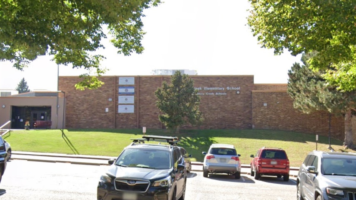 Exterior of Willow Creek Elementary School