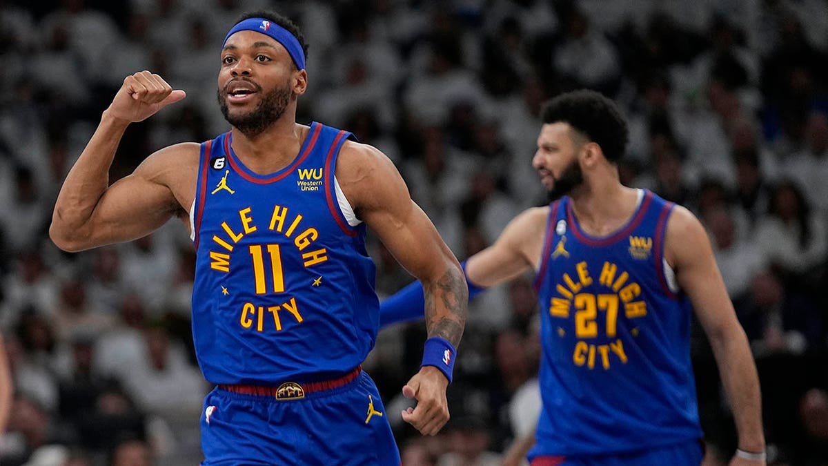 Nuggets celebrate basket