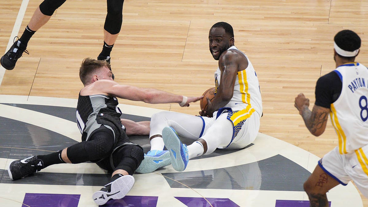 Warriors' Draymond Green Suspended For Game 3 After Stepping On Kings ...