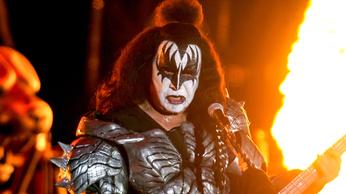 Gene Simmons performance