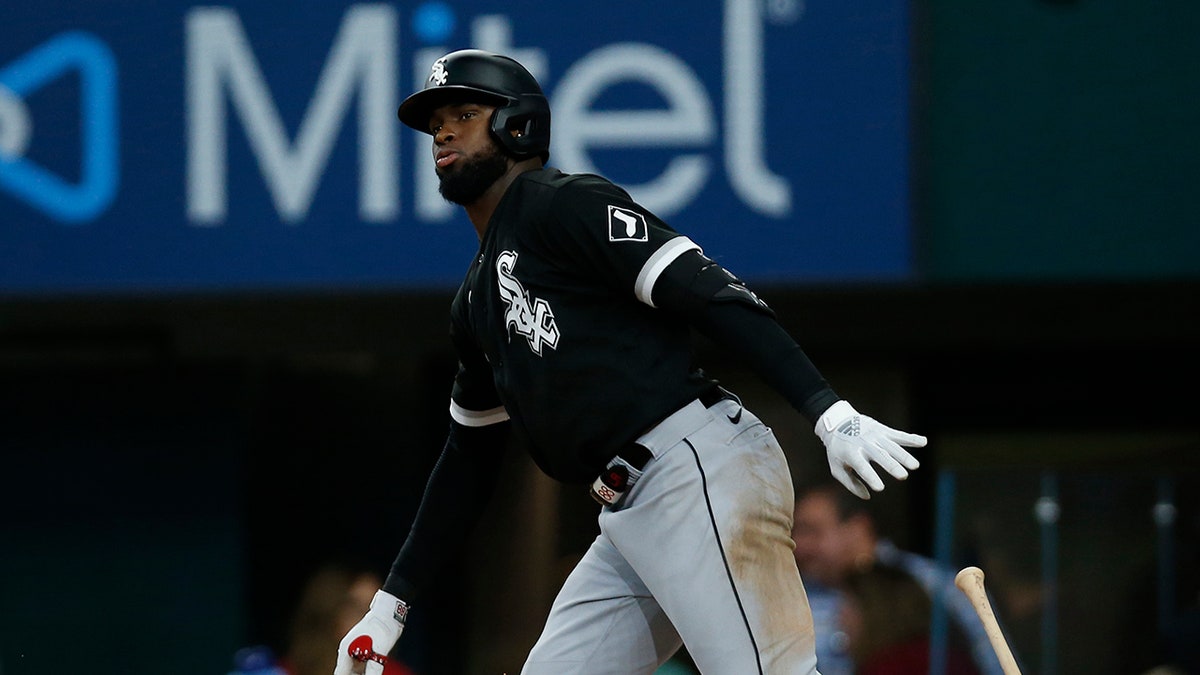Metrics bear out what we're seeing in White Sox outfielder Luis Robert  Jr.'s offensive numbers - Chicago Sun-Times