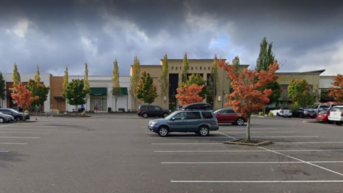 Alderwood Mall parking lot