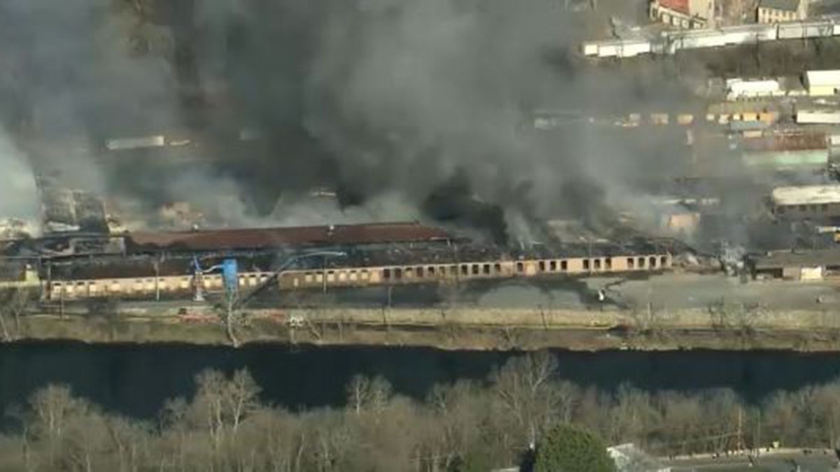 Pennsylvania warehouse fire four