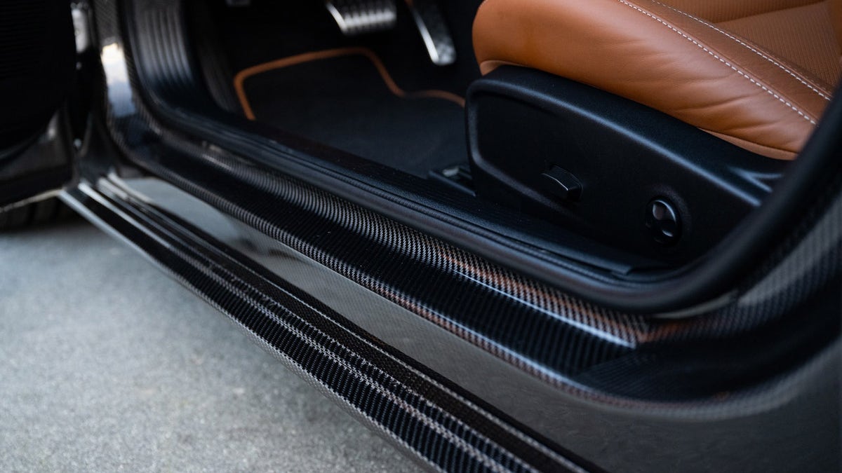 Charger Rocker