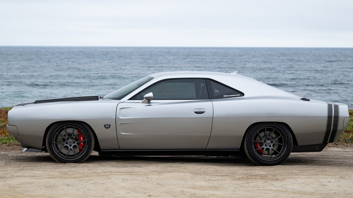 charger side
