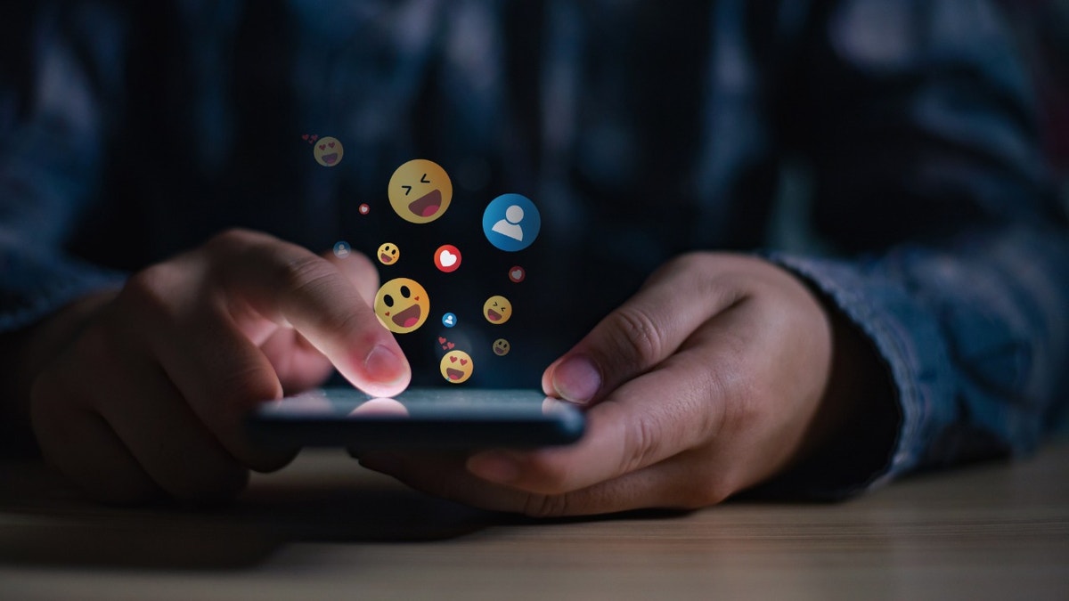Smartphone emojis
