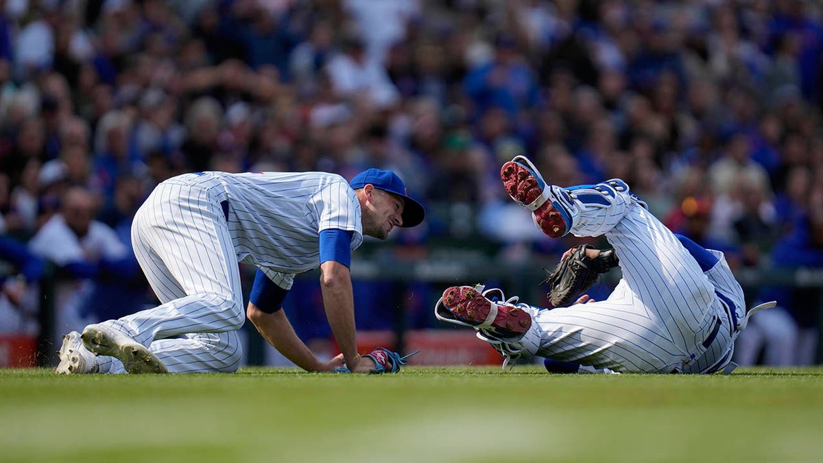 Drew Smyly and Yan Gomes after collision