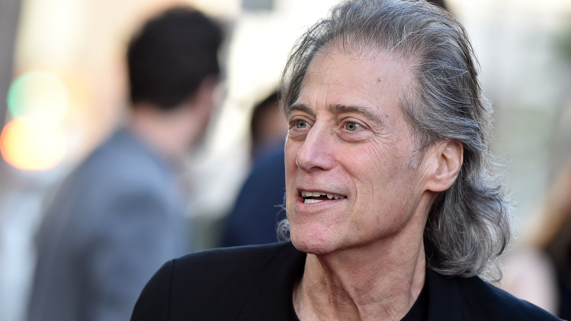 close up of Richard Lewis