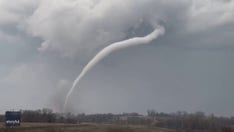'Damaging' Missouri tornado kills multiple people, authorities say