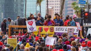 Las residencias de ancianos sindicadas en un estado de mayoría demócrata se quedan atrás, según revela un análisis que pone de manifiesto la diferencia en las valoraciones