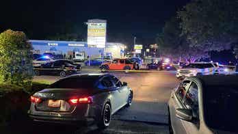 1 killed in North Carolina hookah lounge parking lot shooting, 4 others wounded