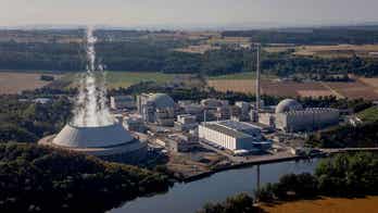 German government dismisses calls to delay the shutdown of country's last 3 nuclear power plants