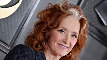 Musician Bonnie Raitt postpones tour dates over 'medical situation'