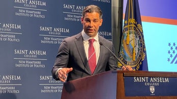 GOP mayor considering 2024 presidential run says defeating Trump, DeSantis is possible by 'inspiring people'