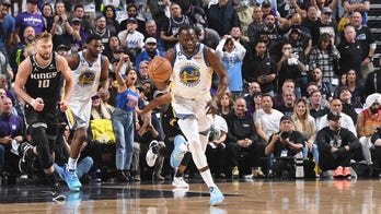 Warriors' broadcast cuts Draymond Green slack for stomp: 'Don't think he had a choice'