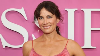 'Nashville' actress Laura Benanti suffers miscarriage while performing on stage