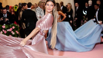 Gisele Bündchen shows Tom Brady what he's missing after split in sexy photo shoot