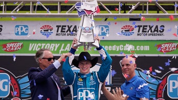 Josef Newgarden picks up narrow victory over Pato O'Ward in Texas