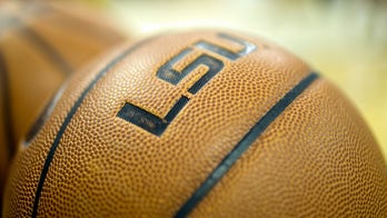 LSU basketball announces the death of former star player Wayne Sims