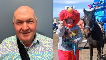 Utah registered sex offender arrested after dressing up as Elmo around kids at farmers market: police