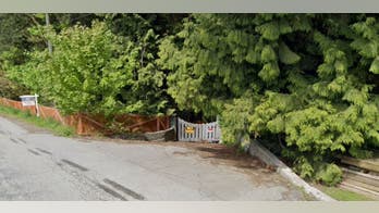 Vancouver police remove, arrest squatter who set up encampment on one of city's most expensive properties