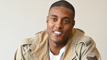 Lovelorn men turn to artificial intelligence, dating guru to help get a date: 'Viagra for your social profile'