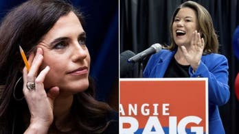 Democrat, Republican join forces to ban members of Congress from trading stocks while on taxpayers' dime