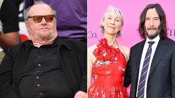 Jack Nicholson photographed for the first time in two years, Keanu Reeves packs on rare PDA with girlfriend