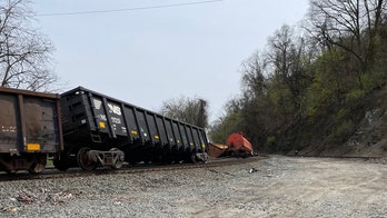 Five empty Norfolk Southern train cars derail in Pittsburgh