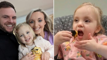 UK toddler eats almost anything: Video shows her downing mussels at just 2 years old
