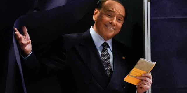 Silvio Berlusconi leaves a polling station before casting his vote at a polling station in Milan, Italy on September 25, 2022. Italy's former prime minister Silvio Berlusconi says doctors are treating him in hospital for a lung infection. Chronic leukemia. He said he would be Berlusconi. "once again" recovery from illness.