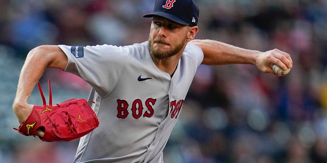 Chris Sale lanza la pelota