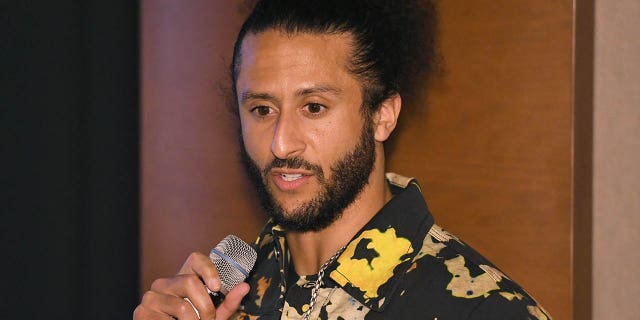 ABC News Studios está organizando una proyección de "muerte del condado" del productor ejecutivo Colin Kaepernick en Burbank, California, el 9 de febrero de 2023.