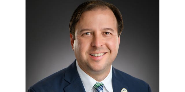 Rep. Louisiana dari Partai Republik Jeremy LaCombe, mantan Demokrat.