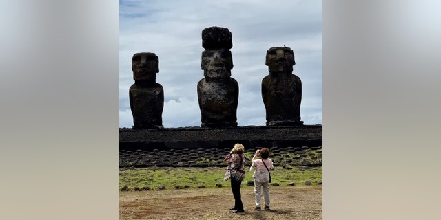 around the world in 80 Easter Island