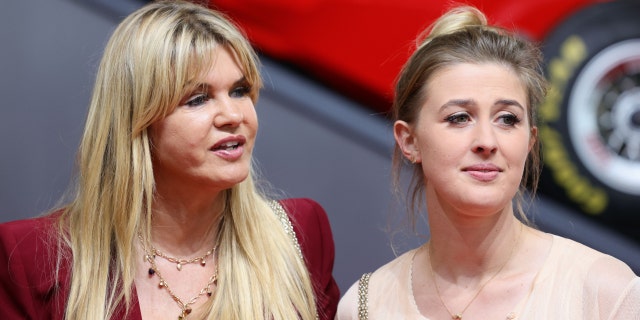 Corinna ve Gina Schumacher