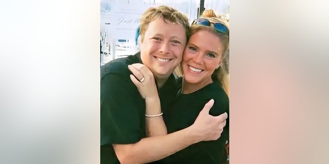 3 estadounidenses desaparecen mientras navegaban de México a San Diego 4 Kerry y Frank O'Brien, dos de las personas desaparecidas a bordo del Ocean Pond que fue contactado por última vez el 4 de abril mientras pasaba por Mazatlán.