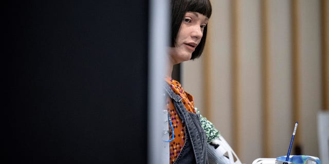 'Ai-Da', artis robot ultra-realistis pertama di dunia, menurut penciptanya.