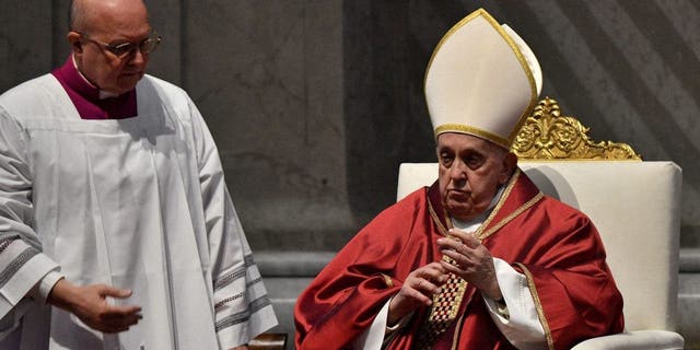 Pope Francis to miss Good Friday Way of the Cross procession due to low ...