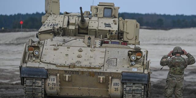 Estados Unidos acelera el despliegue de tanques Abrams mientras las fuerzas ucranianas se preparan para el entrenamiento 5 tanques abrams