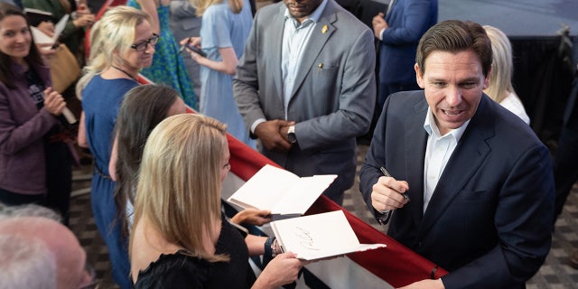 DeSantis muncul di South Carolina