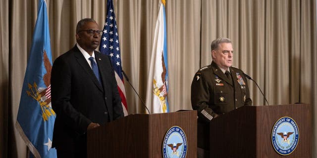 Estados Unidos acelera el despliegue de tanques Abrams mientras las fuerzas ucranianas se preparan para el entrenamiento 6 Lloyd Austin y Mark Millaie