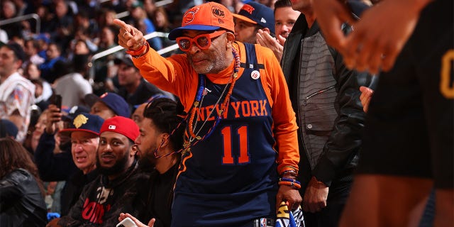 Spike Lee celebrates at MSG