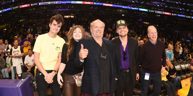 Ray, the son of Jack Nicholson, at the NBA playoff game